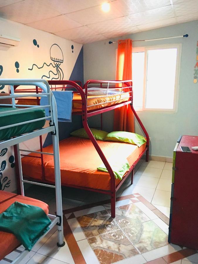 פלאייה בלאנקה Taca Tucan Hostel מראה חיצוני תמונה