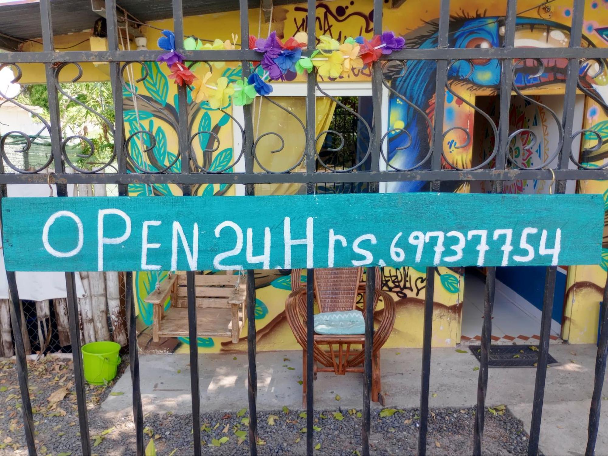 פלאייה בלאנקה Taca Tucan Hostel מראה חיצוני תמונה